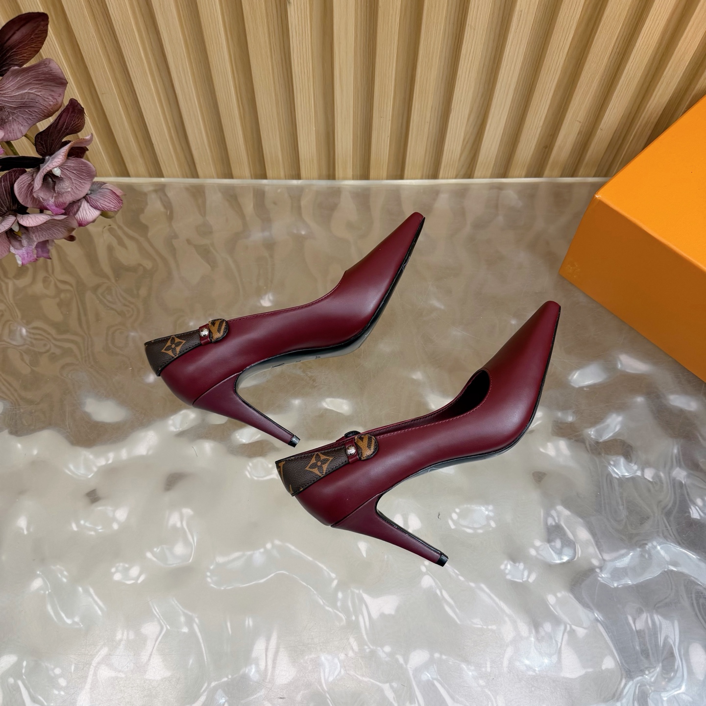 Women's high heels